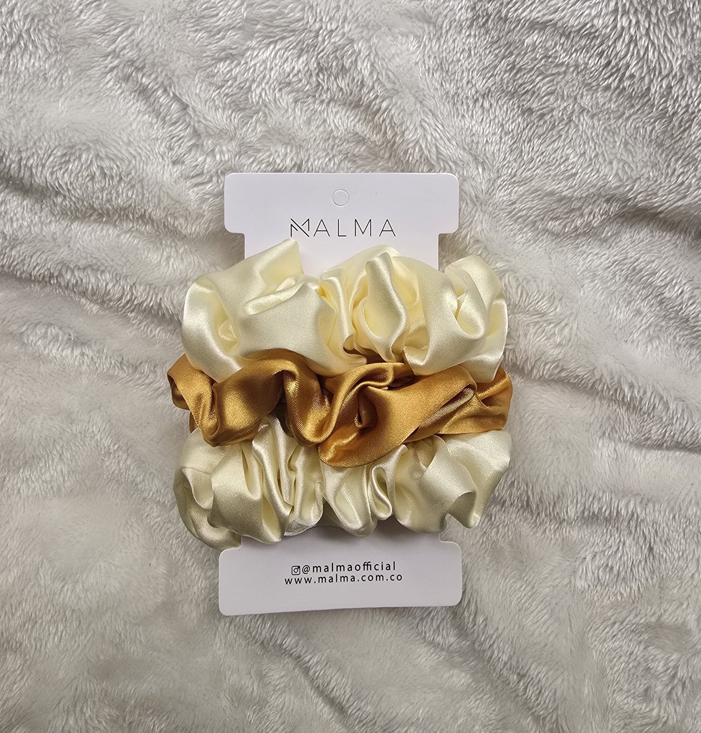 Scrunchies de satín grandes x3