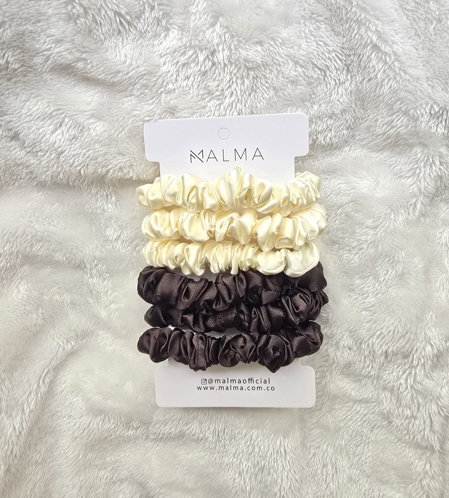 Scrunchies de satín minis x6