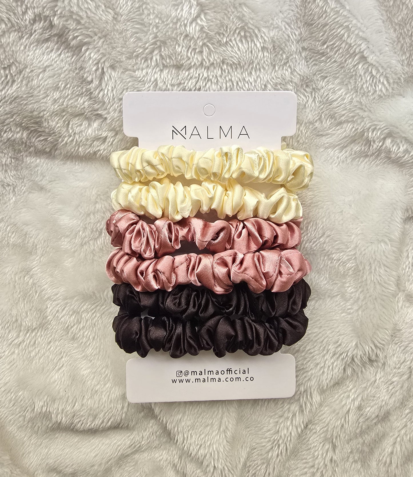 Scrunchies de satín minis x6