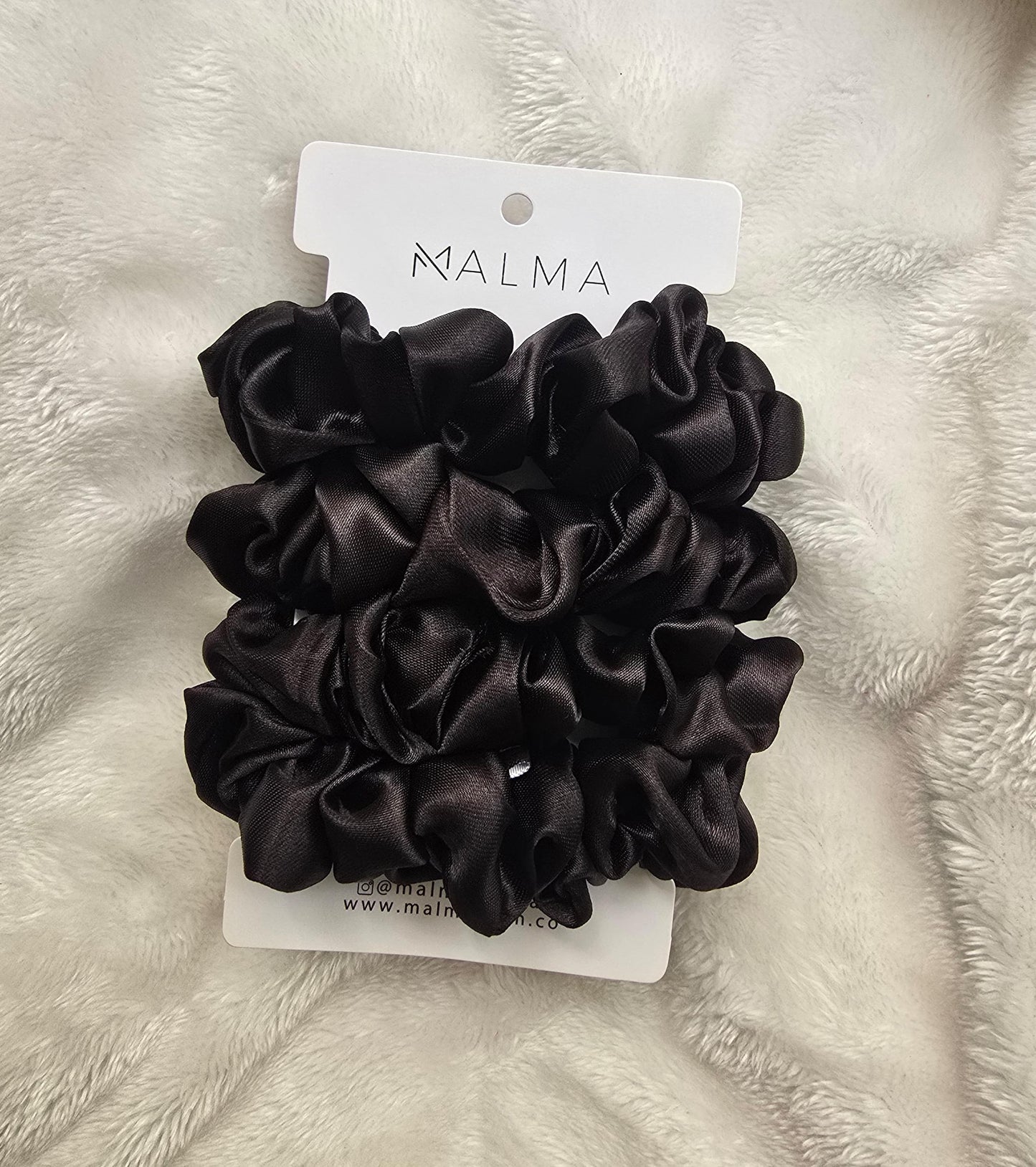 Scrunchies de satín Medianas x4