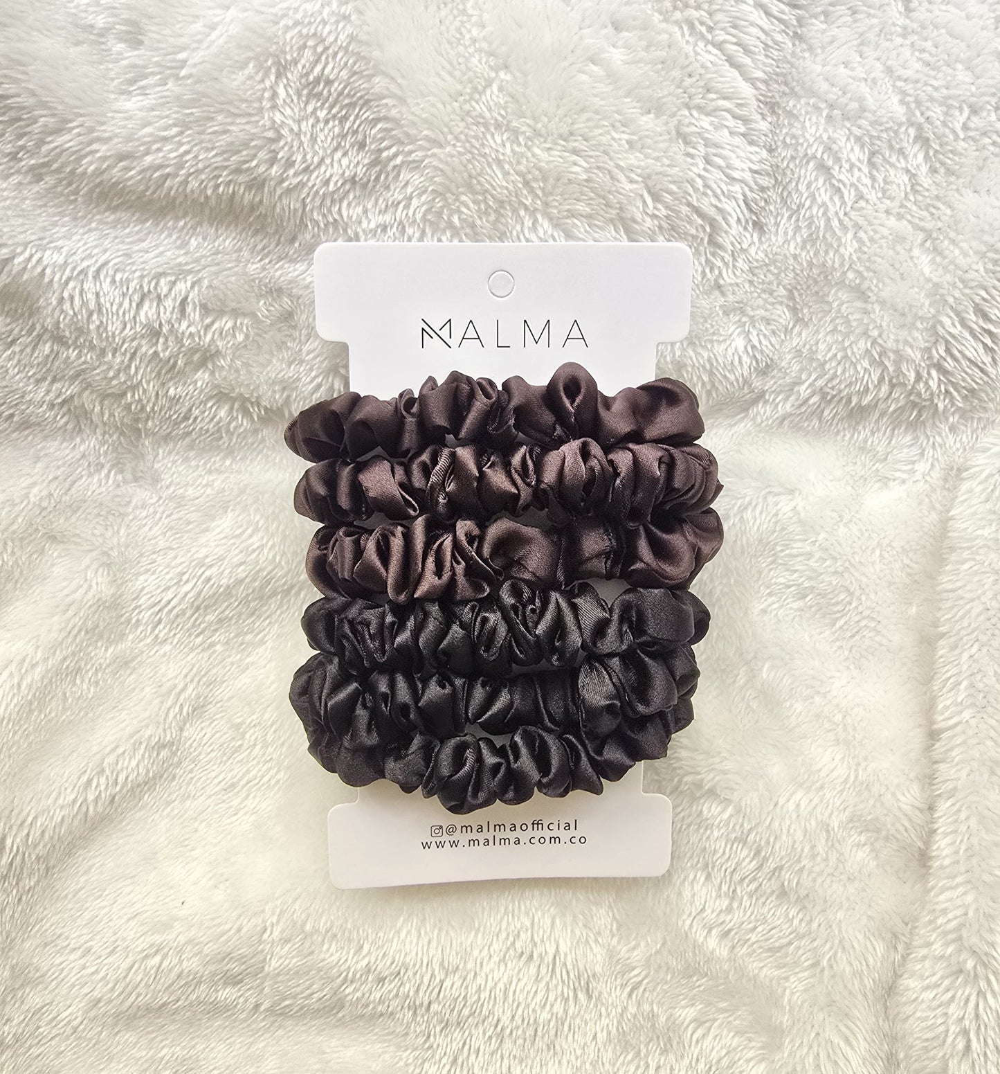 Scrunchies de satín minis x6