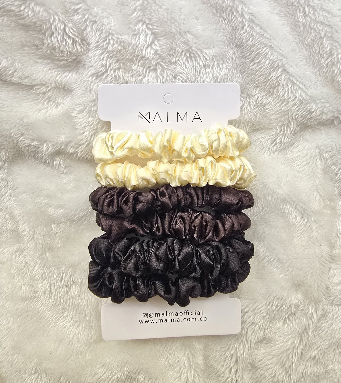 Scrunchies de satín minis x6
